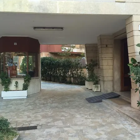 Arches روما