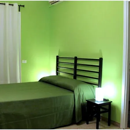 Arches Bed & Breakfast